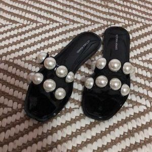 Jelly Pearl sandals